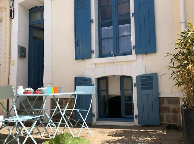 Maison De Pecheur Situee Dans Impasse Privee A 300 M De La Les Sables-dʼOlonne